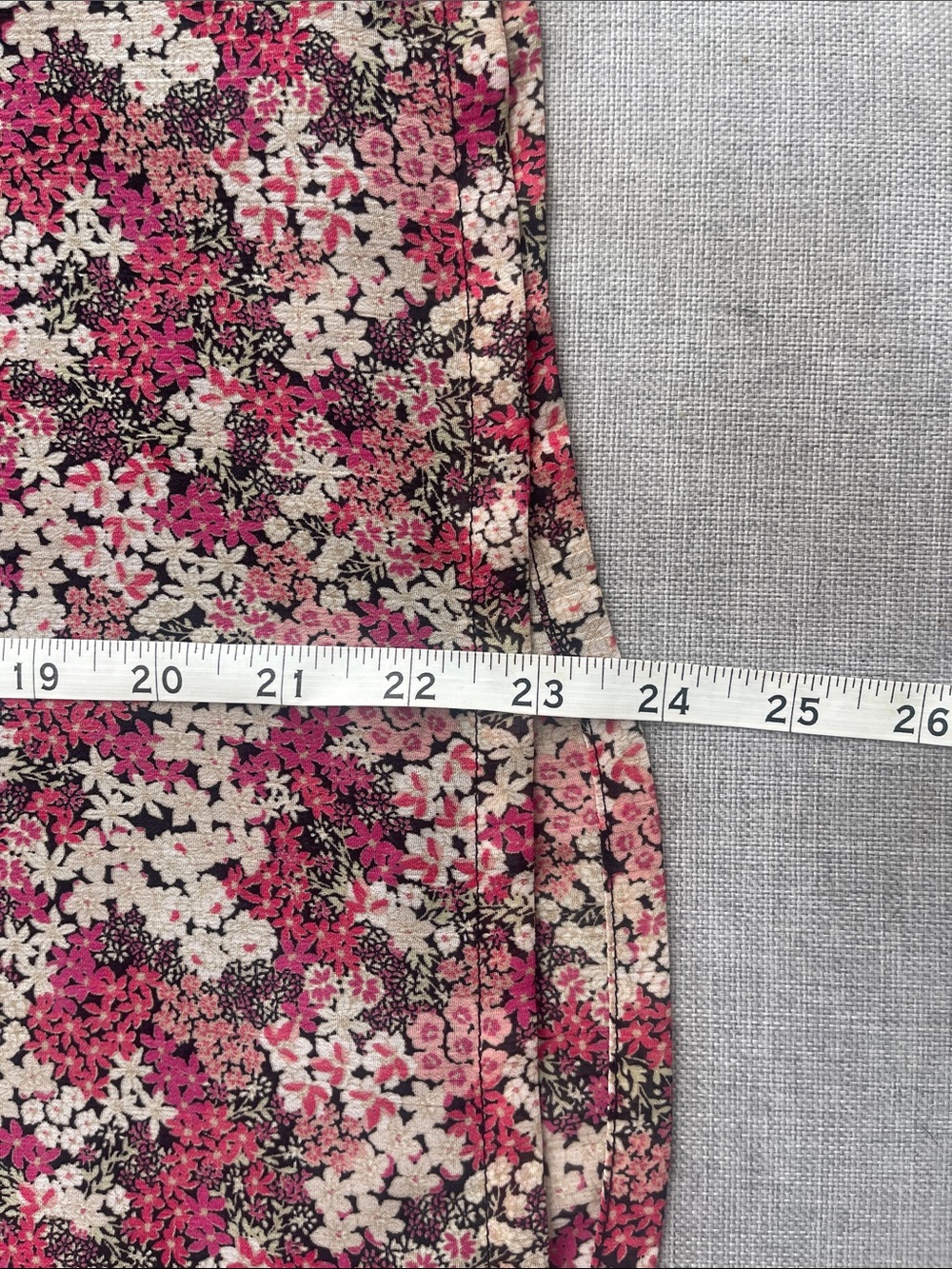 LOFT Pink/Black/Cream Floral Peasant Blouse Size M - Picture 5 of 5